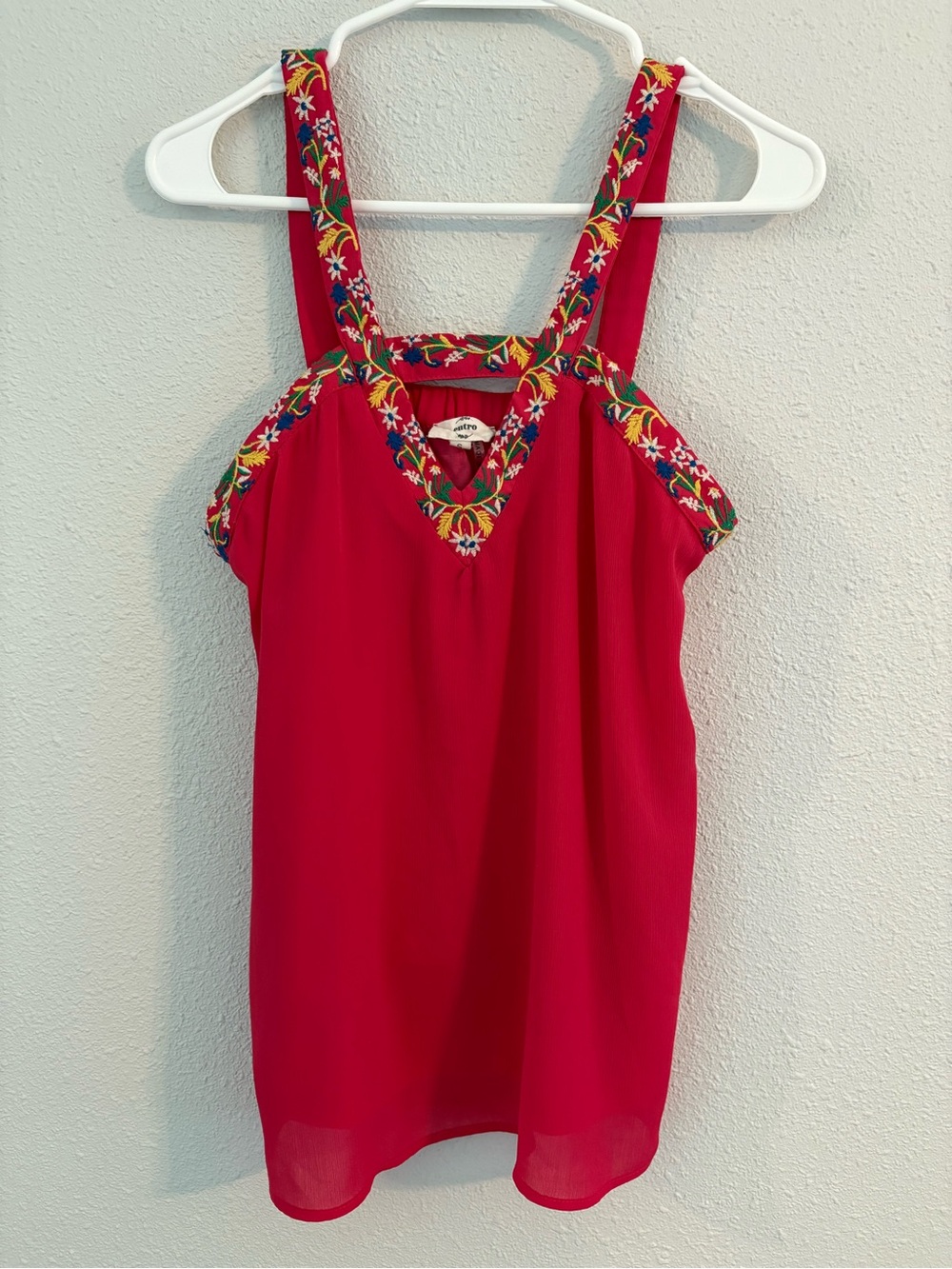 entro Pink Floral Flowy Tank
